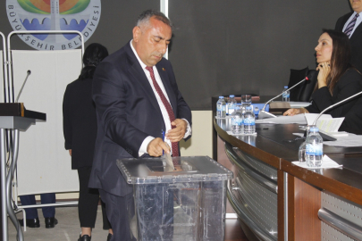 Adana Büyükşehir Belediye Meclisi’nin encümen üyeleri belli oldu!