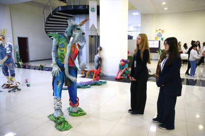 Adana’da 1. Özel Yetenekli Çocuk Sanat Kongresi başladı: 110 eser sergilendi