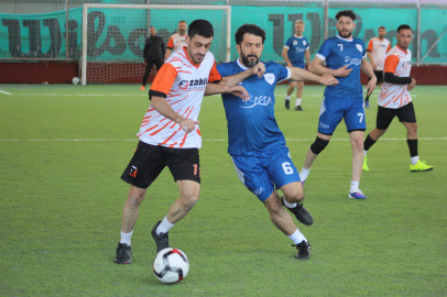 AOSB Futbol Turnuvası’nda üçüncü hafta nefes kesti