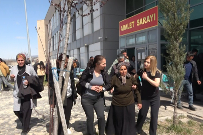 Kayıp Gülistan Doku'nun annesinden adliye önünde dram dolu bekleyiş