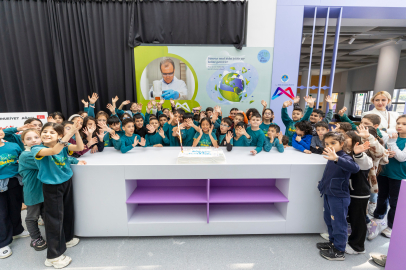 Mercan 100. Yıl Bilim Merkezi 200 bin ziyaretçiyle rekora koşuyor