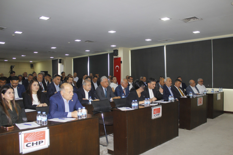 Adana Büyükşehir Belediye Meclisi'nde yeni meclis başkan vekilleri belli oldu!