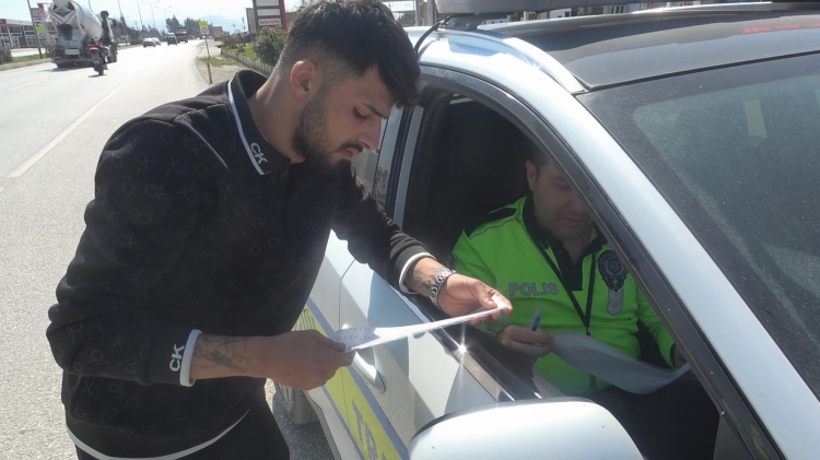 Hatay'da dron destekli trafik denetimi Kuralları ihlal eden sürücülere 70 bin lira ceza kesildi 3