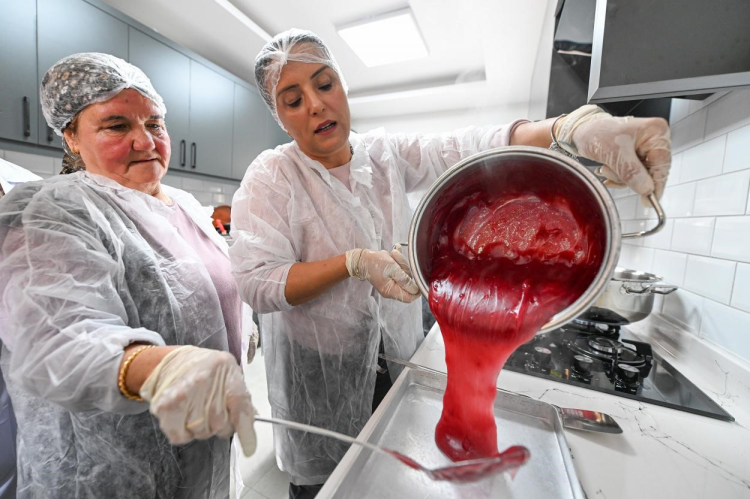 Mersin kan portakalı ve lokumun birleşimiyle katma değerli üretim başladı 3