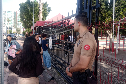 Okul kapılarında güvenlik duvarı: Veliler endişeli, önlemler artırıldı