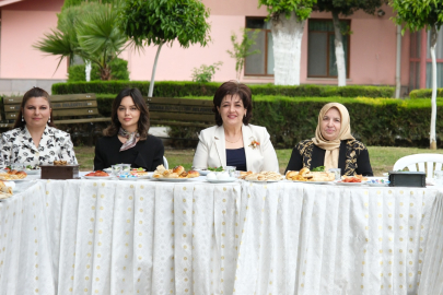 Süreyya Yavuz: Koruyucu ailelik güçlü bir gönül bağıdır