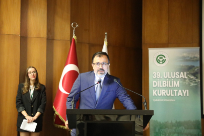 Türkiye’nin dilbilim akademisyenleri Adana’da buluştu