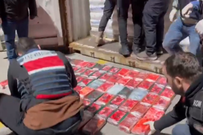 Adalet Bakanı Gürlek duyurdu: Panama bandıralı gemide 106 kilogram kokain ele geçirildi