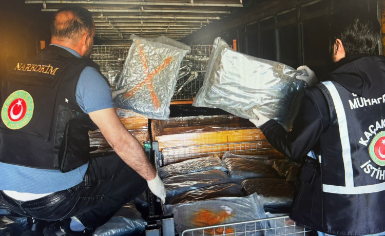 Ticaret Bakanlığı'ndan dev operasyon Edirne ve İstanbul'da 378 milyon liralık uyuşturucu ele geçirildi 2