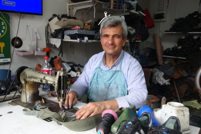Yarım asırlık zanaat prefabrik dükkanda can buluyor