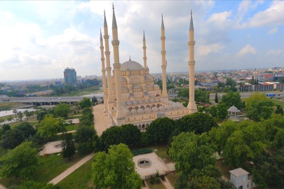 Adana 21 Nisan 2026 Salı namaz vakitleri: Sabah, öğle, ikindi, akşam ve yatsı saatleri