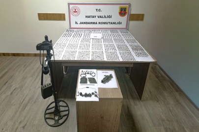 Hatay'da tarihi eser operasyonu: binlerce Sikke ve roma dönemi heykeli ele geçirildi