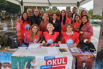 Eğitim-İş Adana 1 ve 2 No’lu şubelerinden “Güvenli Okul, Sağlıklı Eğitim” imza kampanyası