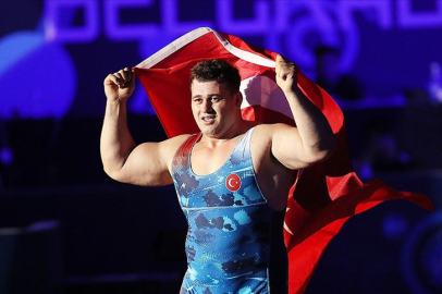 Rıza Kayaalp final maçı saat kaçta? Rıza Kayaalp Avrupa Güreş Şampiyonası finali hangi kanalda, rakibi kim?