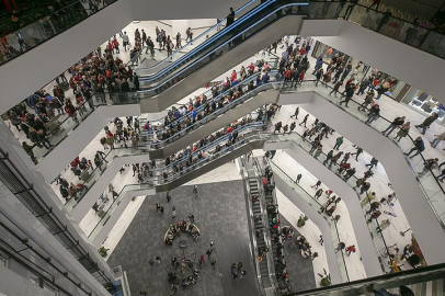 AVM’lere giriş ücretli mi olacak? Resmi açıklama geldi