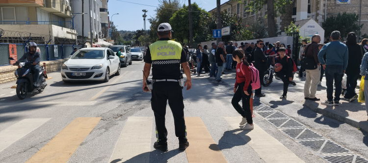 Mersin'de okullarda güvenlik önlemleri en üst seviyeye çıkarıldı 3