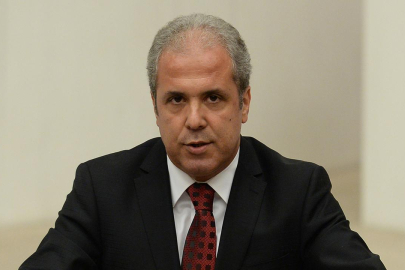 Şamil Tayyar'dan 2026 yılı için dikkat çeken iddia: 'Siyaseti kökten değiştirecek sürprizler bekliyorum'