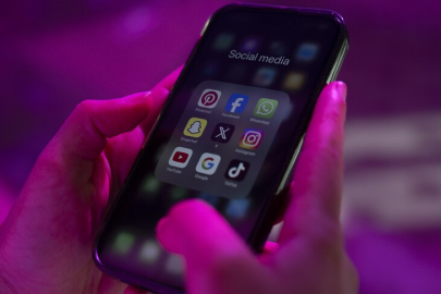 5 soruda TBMM'de kabul edilen sosyal medyaya yönelik düzenlemeler