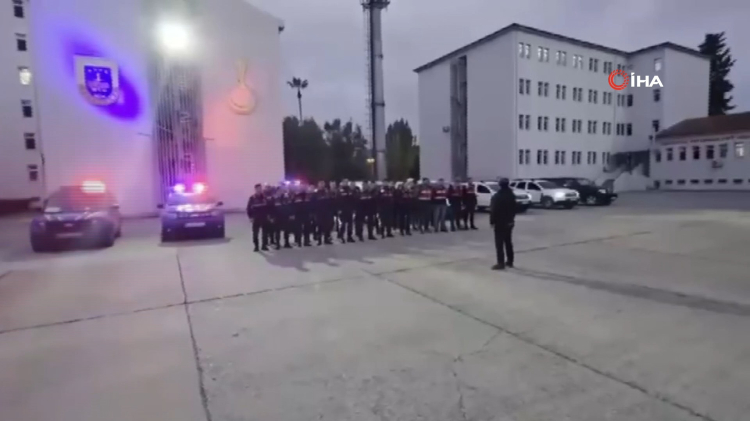 Adana merkezli 24 ilde uyuşturucu operasyonu Sosyal medya üzerinden özendirme yapan 16 kişi tutuklandı 2