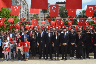 CHP Adana İl Başkanlığı, 23 Nisan Ulusal Egemenlik ve Çocuk Bayramının 106. yılını kutladı