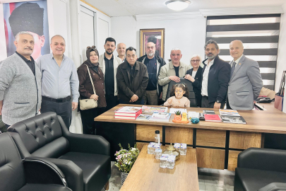 Minik Sare, Çukurova Gazeteciler Cemiyeti başkanlık koltuğuna oturdu