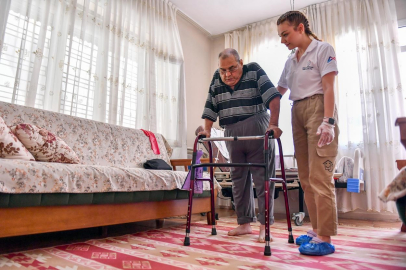 Halk Kart’tan Mahalle Mutfakları’na! Mersin’de kimse geride kalmıyor