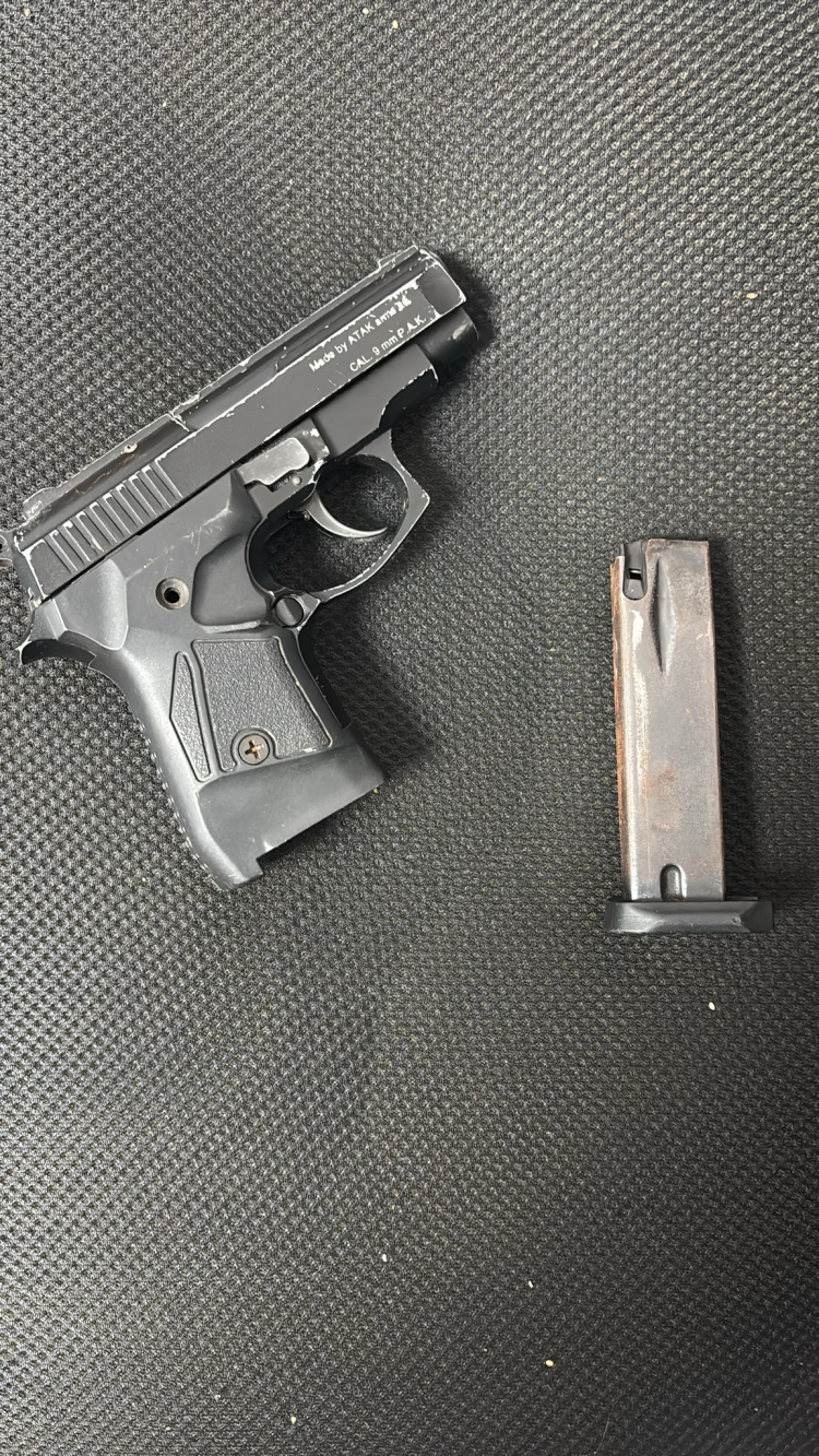 Hatay Reyhanlı'da okul çevresinde silahla ateş açan çocuklara yasal işlem başlatıldı 2