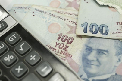 Milyonlarca emekliye 100 bin TL müjdesi! Bankalar rakamları tek tek güncelledi: İşte banka banka yeni promosyon listesi