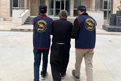 5 ilçede eş zamanlı baskın! 39 yıla kadar hapis cezasıyla aranan hükümlüler yakalandı