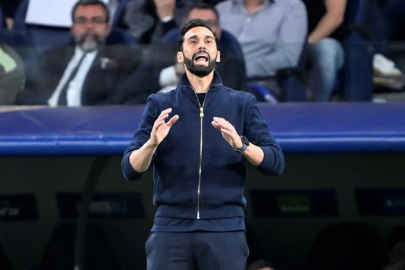 Real Madrid deplasmanda puan bıraktı: Arbeloa'dan hakem kararlarına sert tepki