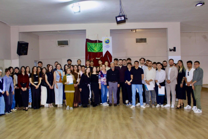 Adana Çerkes Kültür Derneği 25 Nisan Çerkes Bayrak Günü’nde anlamlı etkinliğe ev sahipliği yaptı