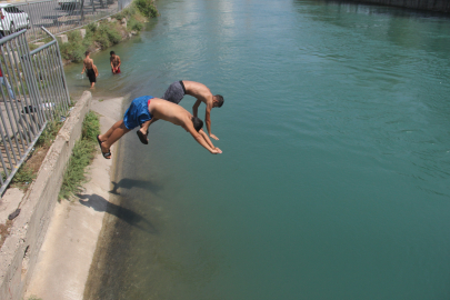 Adana’da sıcaklar henüz etkisini artırmamasına rağmen boğulma vakaları başladı