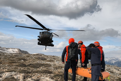 Çiriş bitkisi toplamak için gittiği dağlık alanda hayatını kaybetti