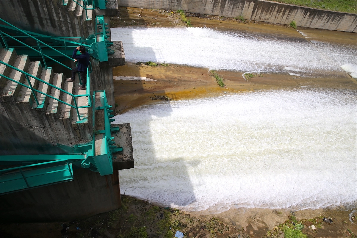 Hatay'da kritik seviyeleri gören barajlardaki doluluk oranı yağışlarla arttı