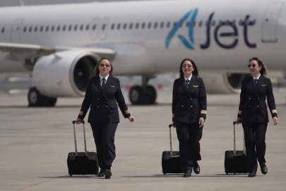 Anne pilotlar çocuklarına özlemle mesleğini icra etmeye devam ediyor