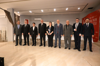 Adana’da siyasi partiler kentin geleceği için ortak masada buluştu