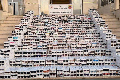 Alanya'da gümrük kaçağı 20 bin gözlük ele geçirildi