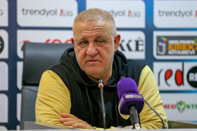 Amed Sportif Faaliyetler'de teknik direktör Mesut Bakkal ile yollar ayrıldı