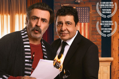 Levent Ülgen ve Galip Erdal “Halktan Biri” oyunu ile Adana’da