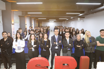 SBLMUN’26’da genç diplomatlar bir araya geldi