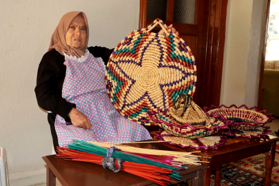 Unutulmaya yüz tutan sanatı 66 yıldır yaşatıyor