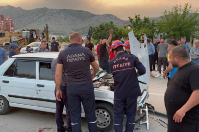 Adana’da motosiklet ile otomobil çarpıştı: 2 yaralı