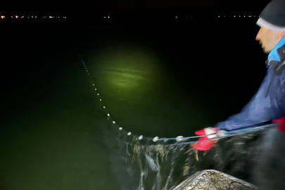 Eğirdir Gölü'nde bin 200 metre kaçak ağ ele geçirildi