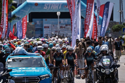 Pedallar zirve için dönüyor: Cumhurbaşkanlığı Turu’nda kritik etap başladı