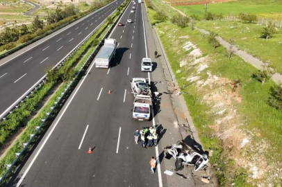 Şanlıurfa-Gaziantep otoyolunda feci kaza: 3 ölü, 5 yaralı