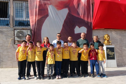 Vehbi Necip Savaşan İlkokulu’nda futbol turnuvası coşkusu