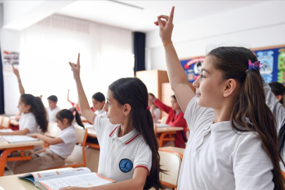 1 Mayıs’ta okullar tatil mi? 2026 Emek ve Dayanışma Günü detayları netleşti