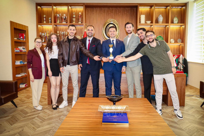 Adana Barosu Erkek Voleybol Takımından gururlandıran derece