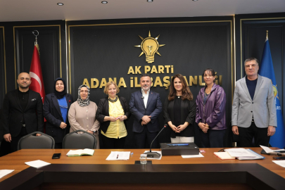 AK Parti Adana Kadın Kolları’nda üyelik çalışmalarında dereceye girenlere hediye