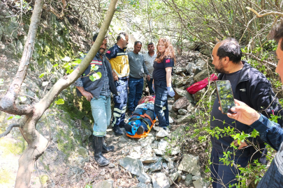Arsuz'da uçurumdan düşen vatandaş için itfaiye ve mahalleli seferber oldu!